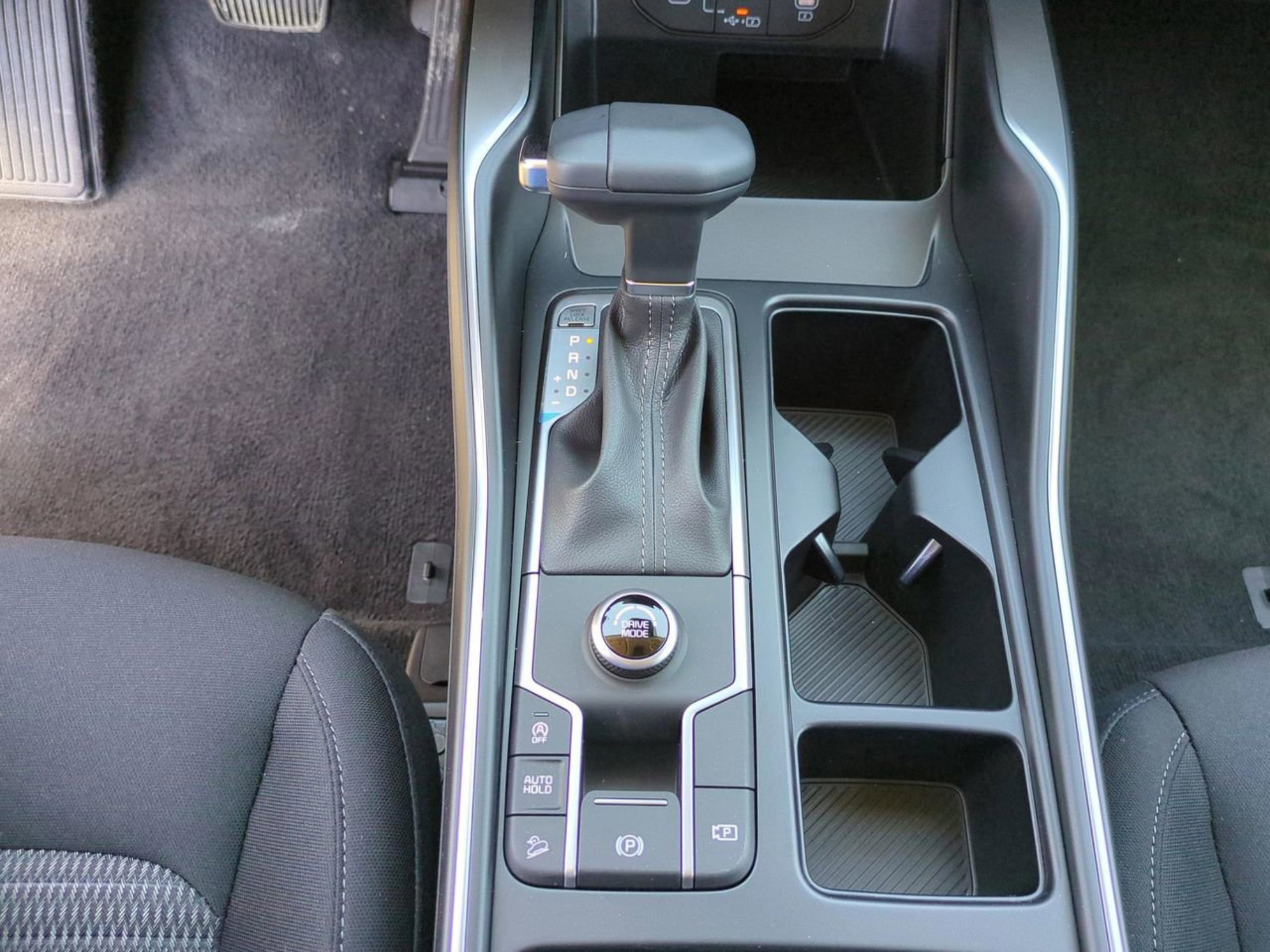 New 2026 Kia Sorento LX FWD image 26