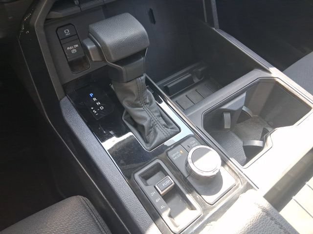 Used 2023 Toyota Tundra SR5 w/ SR5 Convenience Package AWD/4WD image 16