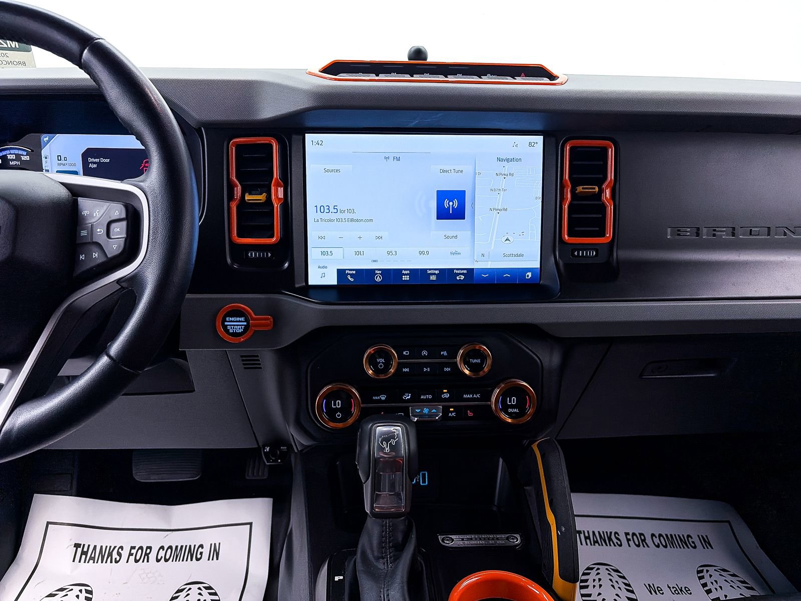 Used 2023 Ford Bronco Badlands image 7