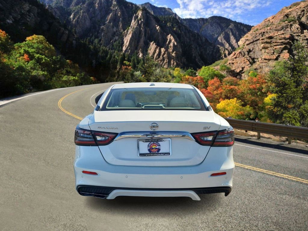 Used 2021 Nissan Maxima 3.5 SV w/ Floor Mat Group image 4