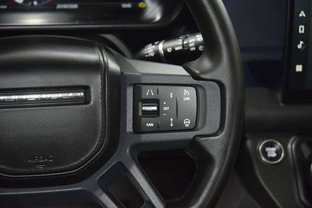 Used 2024 Land Rover Defender 130 X AWD/4WD image 40
