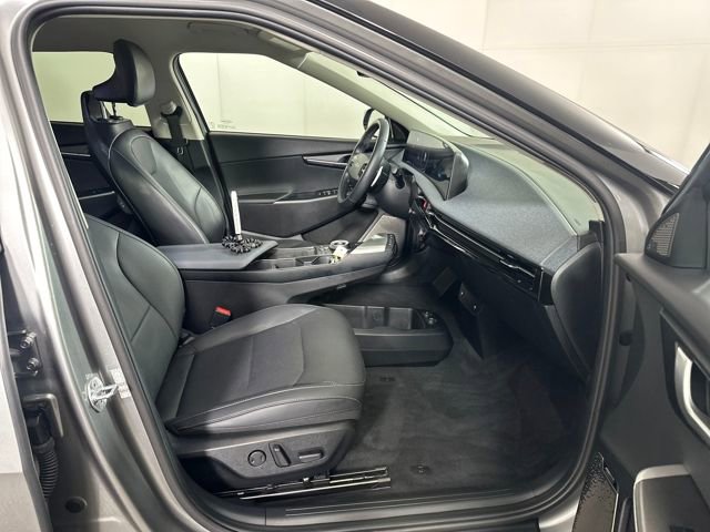 Used 2022 Kia EV6 Wind w/ Wind Technology Package image 28