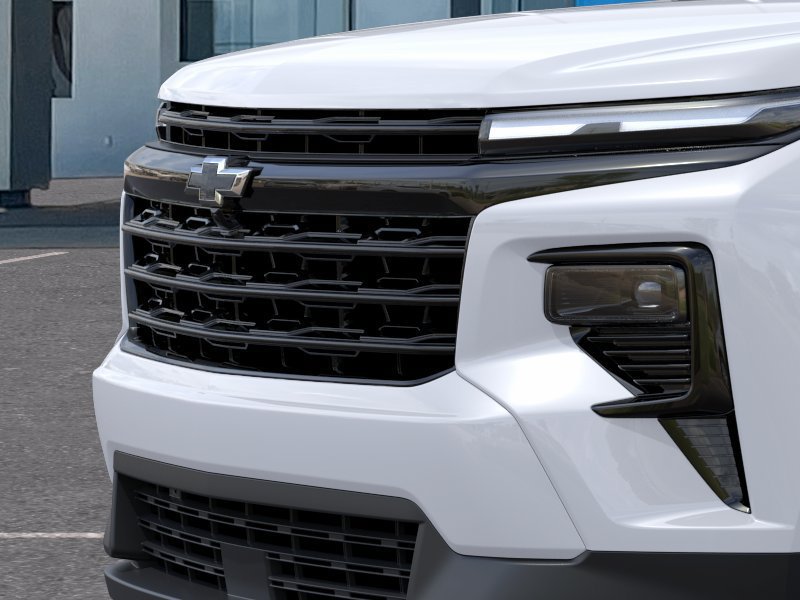 New 2027 Chevrolet Traverse LT w/ Midnight/Sport Edition FWD image 13