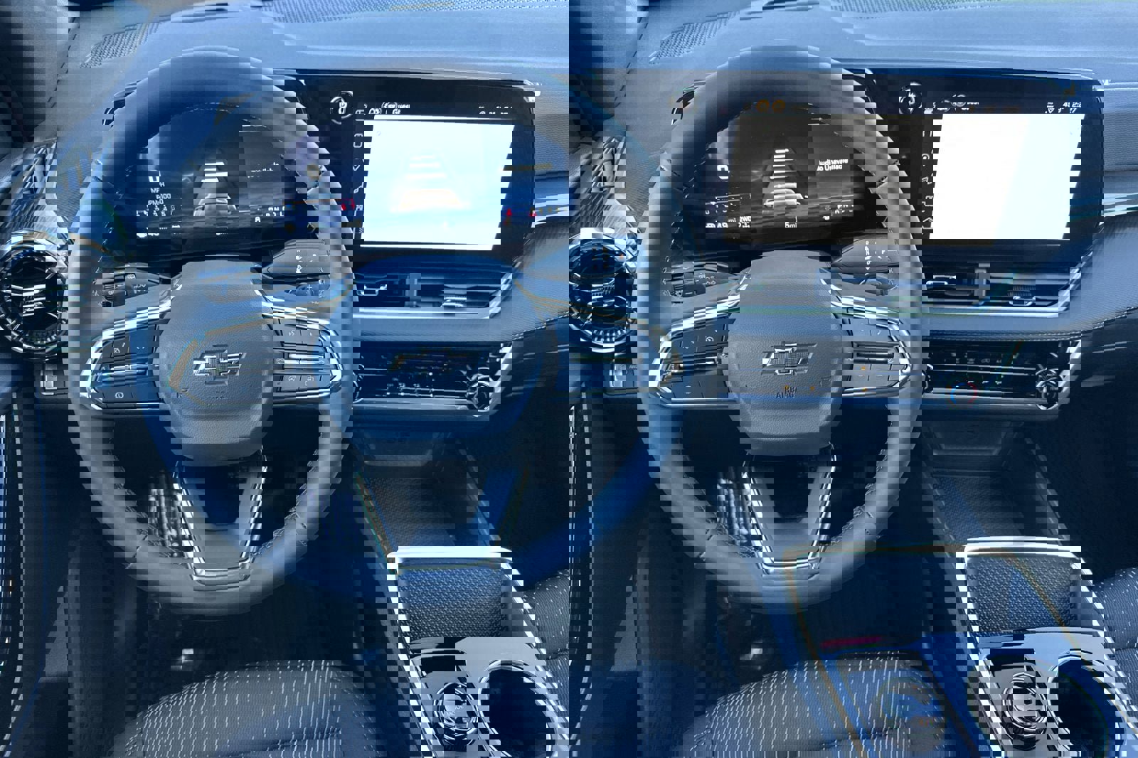 New 2026 Chevrolet Equinox LT w/ Midnight Edition image 12