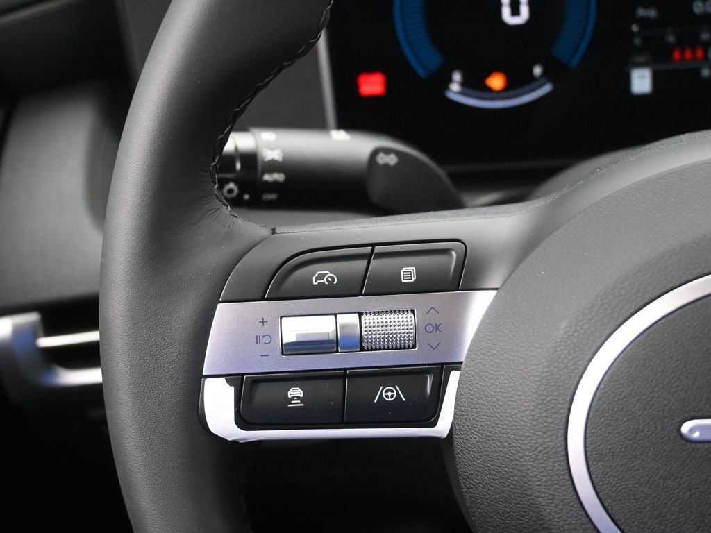 New 2026 Hyundai Tucson XRT image 13