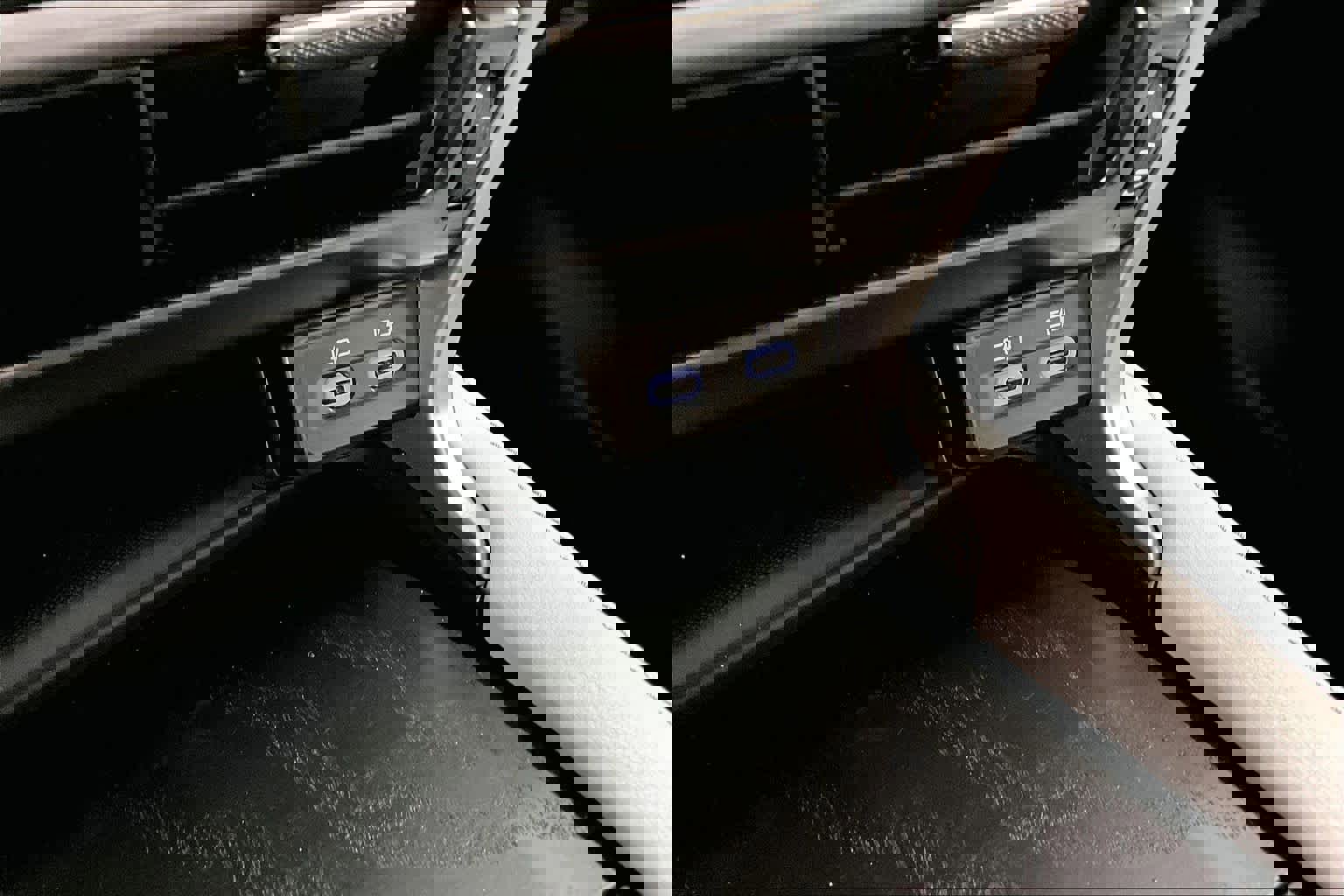 Used 2023 Lexus RX 350 Premium Plus w/ Cold Area Package image 33