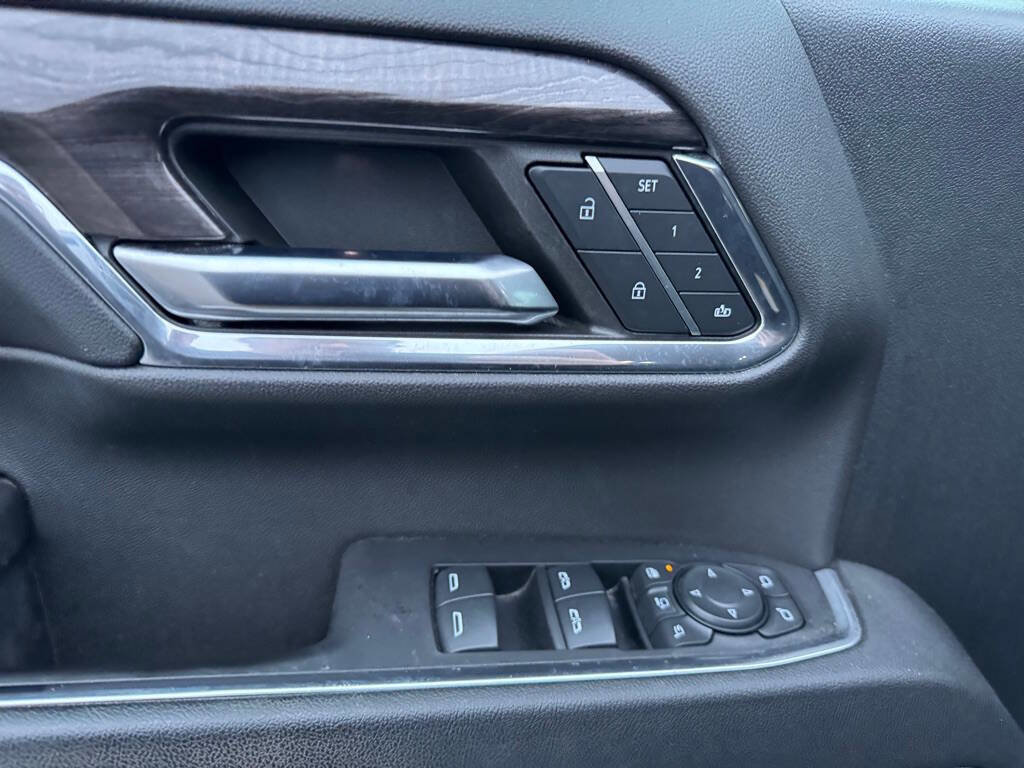 Used 2024 Chevrolet Silverado 2500 LTZ image 12