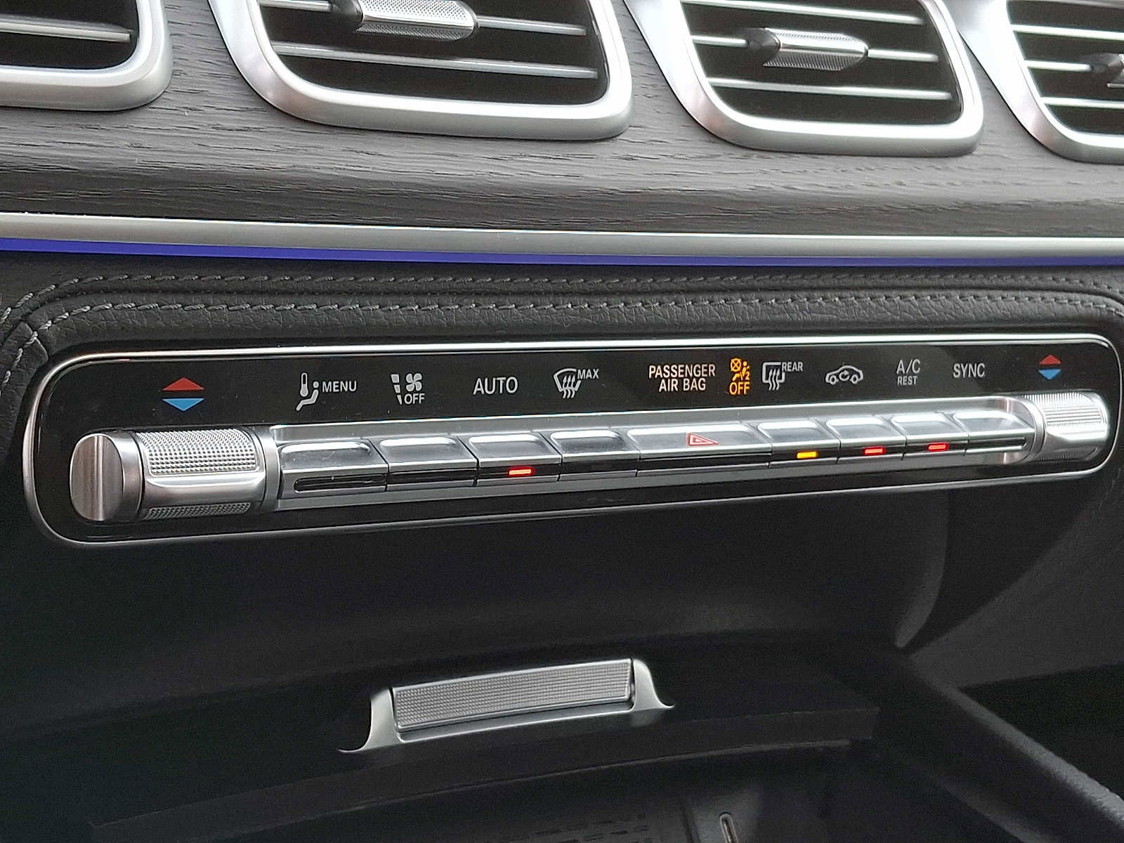 Certified 2026 Mercedes-Benz GLE 350 4MATIC image 13