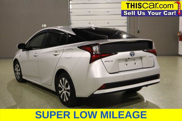 Used 2019 Toyota Prius LE FWD image 6