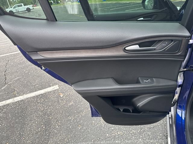 Used 2022 Alfa Romeo Stelvio Ti image 27