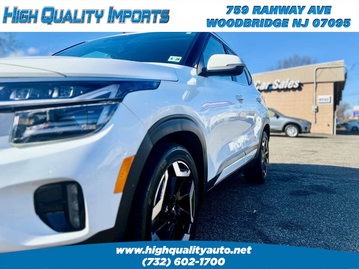 Used 2024 Kia Seltos SX AWD/4WD image 9