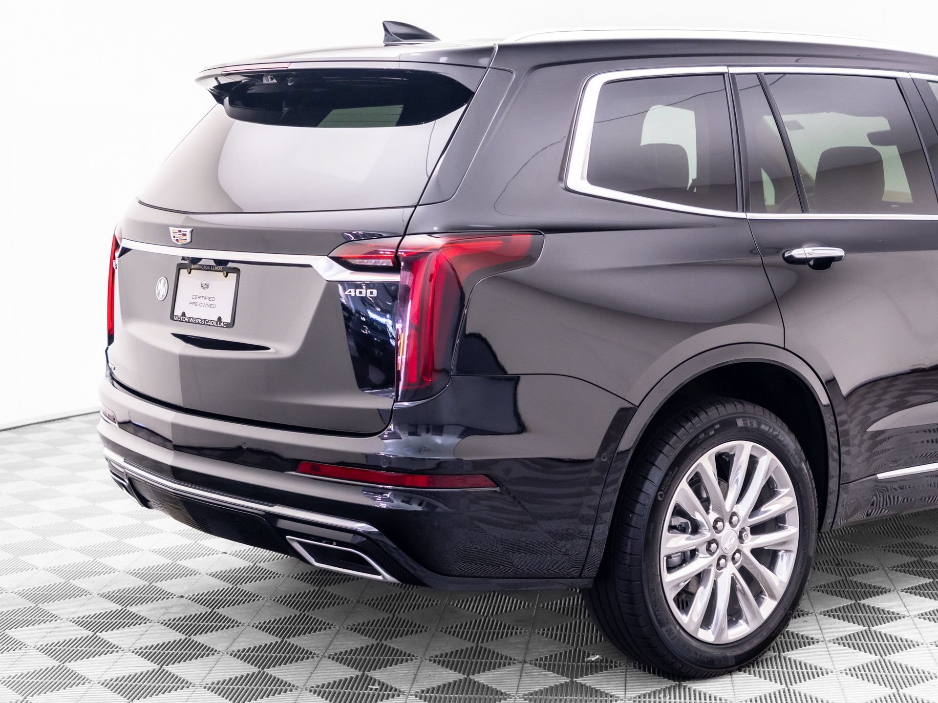 Certified 2025 Cadillac XT6 Premium Luxury w/ Platinum Package AWD/4WD image 36