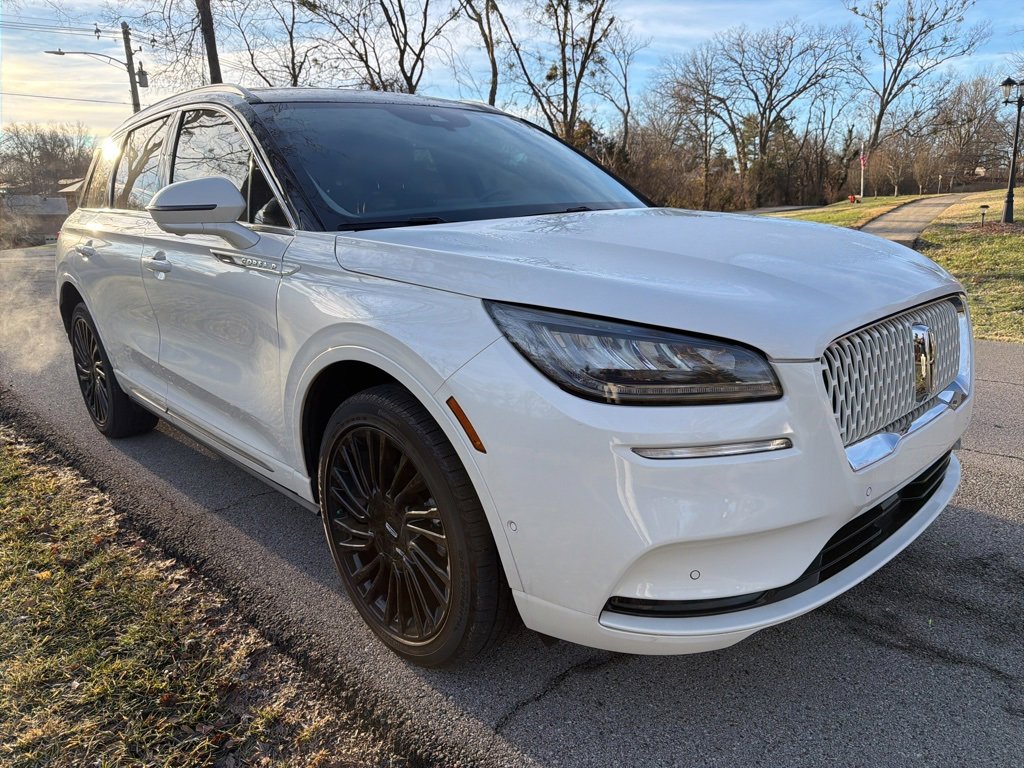 Used 2021 Lincoln Corsair Reserve w/ Equipment Group 201A image 2