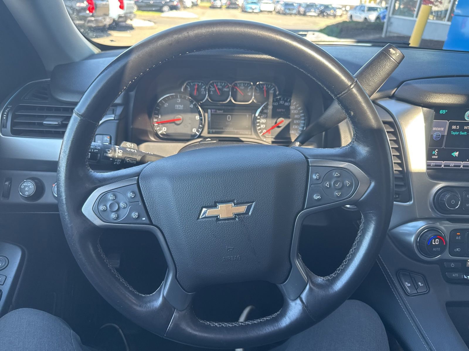 Used 2015 Chevrolet Tahoe LT AWD/4WD image 22