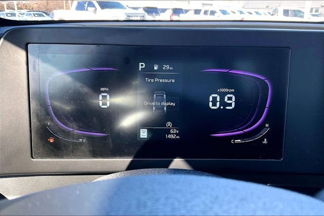 Used 2025 Kia Sportage LX image 12