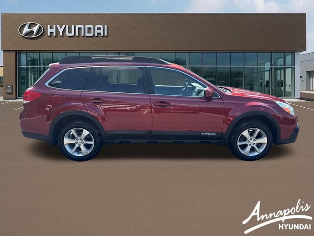 Used 2014 Subaru Outback 2.5i Limited w/ Moonroof Package AWD/4WD image 6