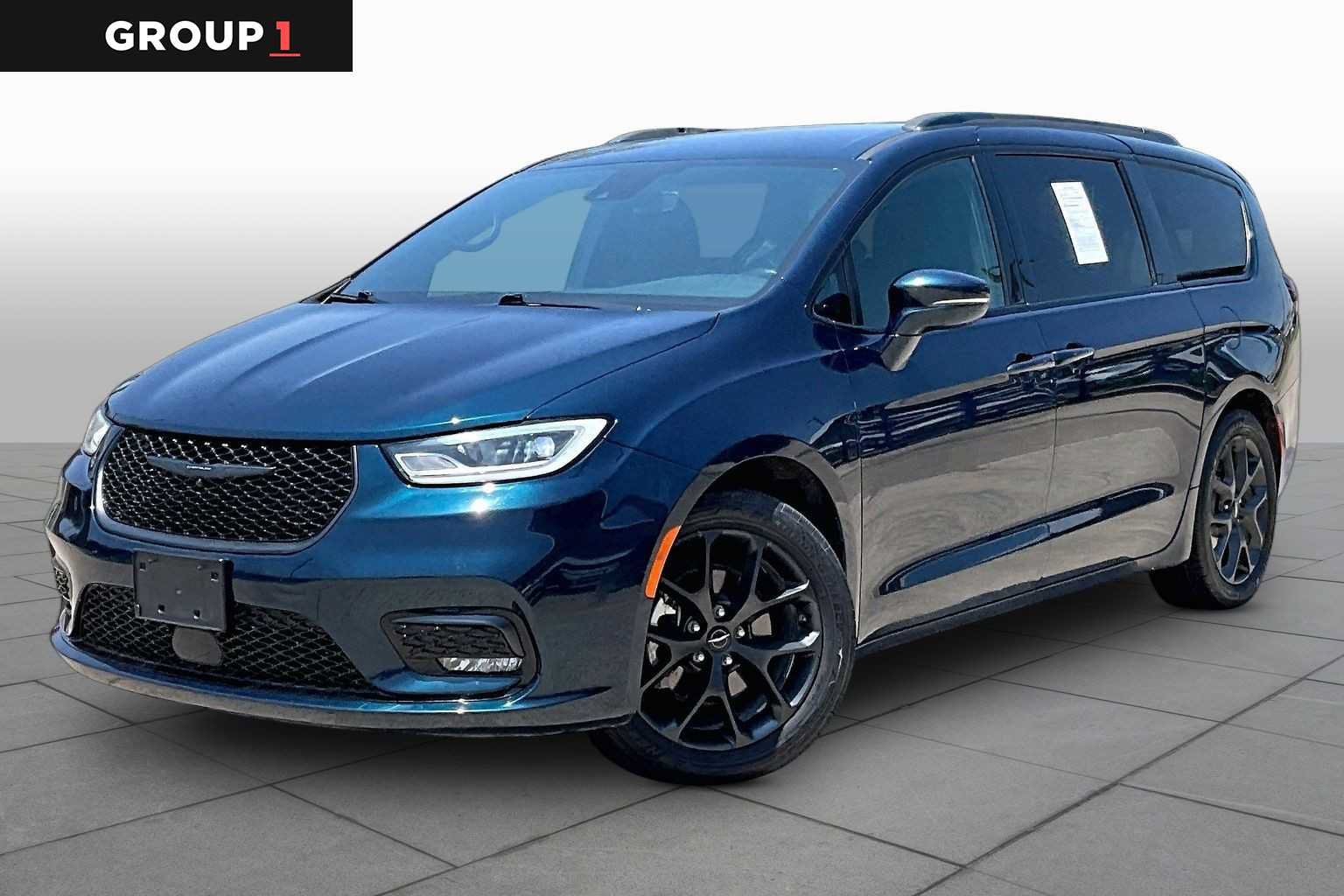 Used 2021 Chrysler Pacifica Touring w/ S Appearance Package