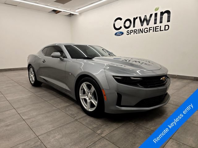 Used 2023 Chevrolet Camaro LT RWD image 6
