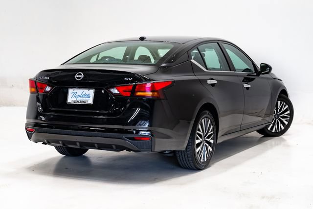 Used 2024 Nissan Altima 2.5 SV image 31