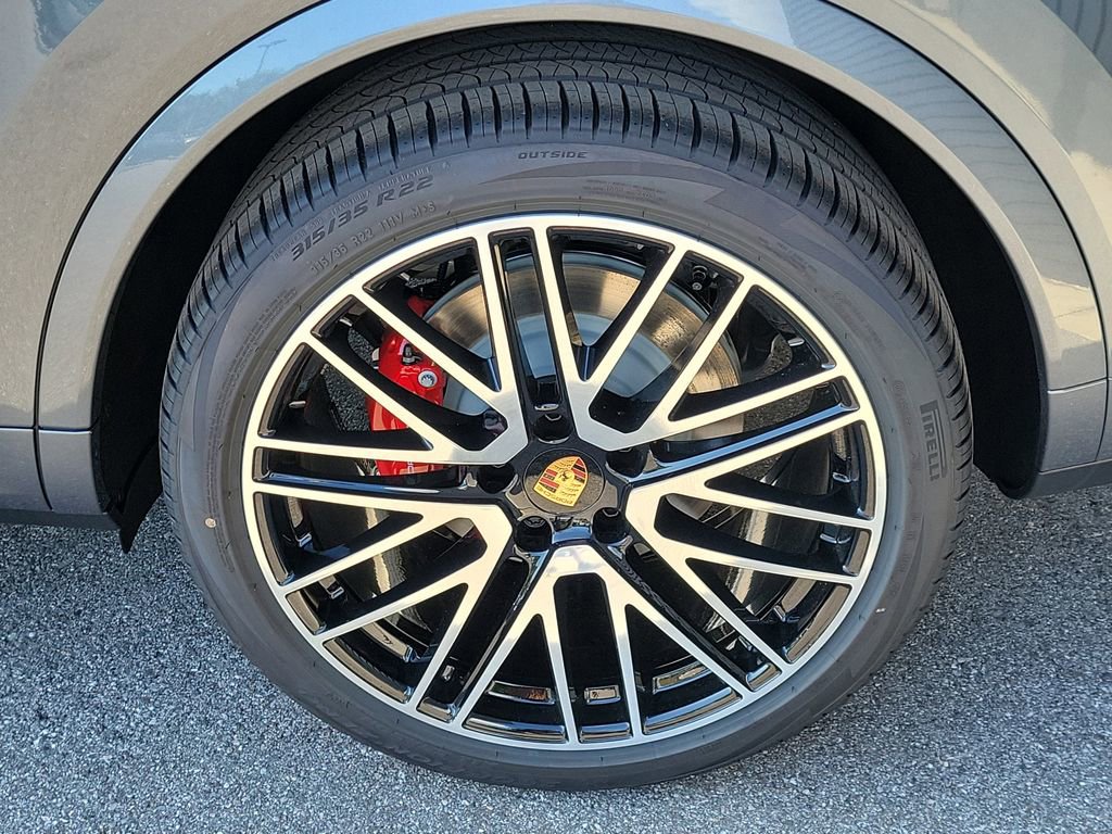 New 2026 Porsche Cayenne S AWD/4WD image 11