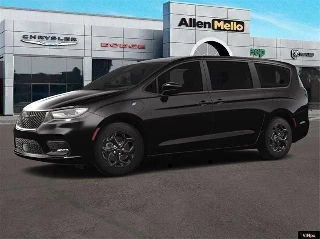 New 2023 Chrysler Pacifica Touring-L w/ S Appearance Package image 2