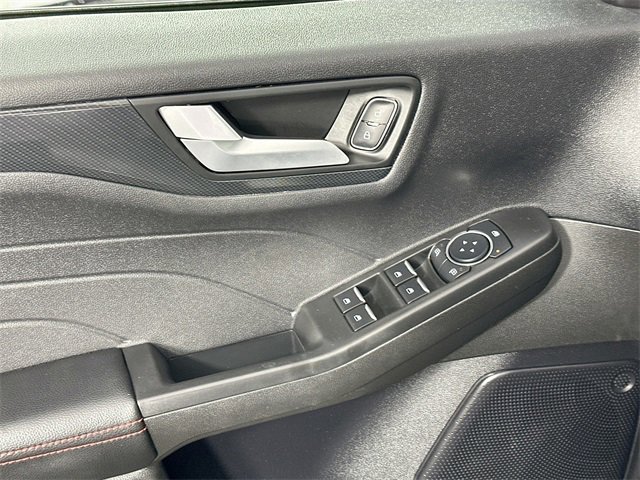 Used 2023 Ford Escape ST-Line Select image 24