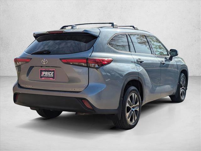 Used 2020 Toyota Highlander XLE image 5