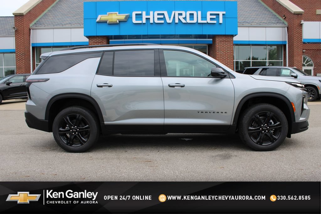 New 2027 Chevrolet Traverse LT w/ Midnight/Sport Edition AWD/4WD image 1