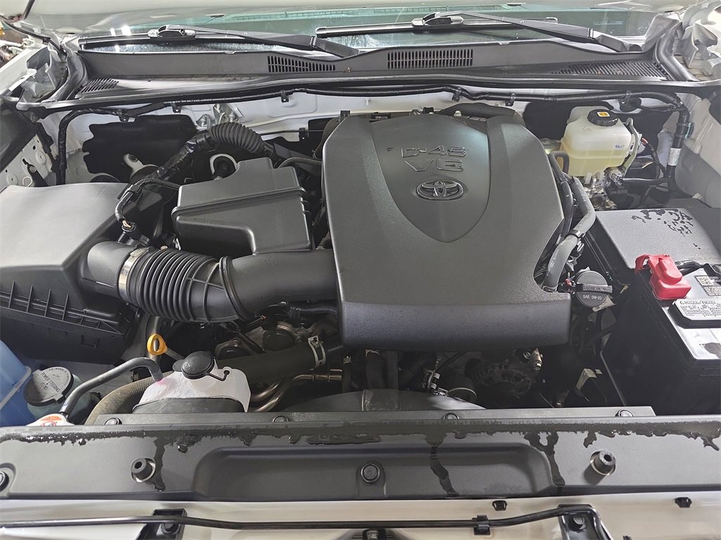 Used 2023 Toyota Tacoma TRD Off-Road image 27