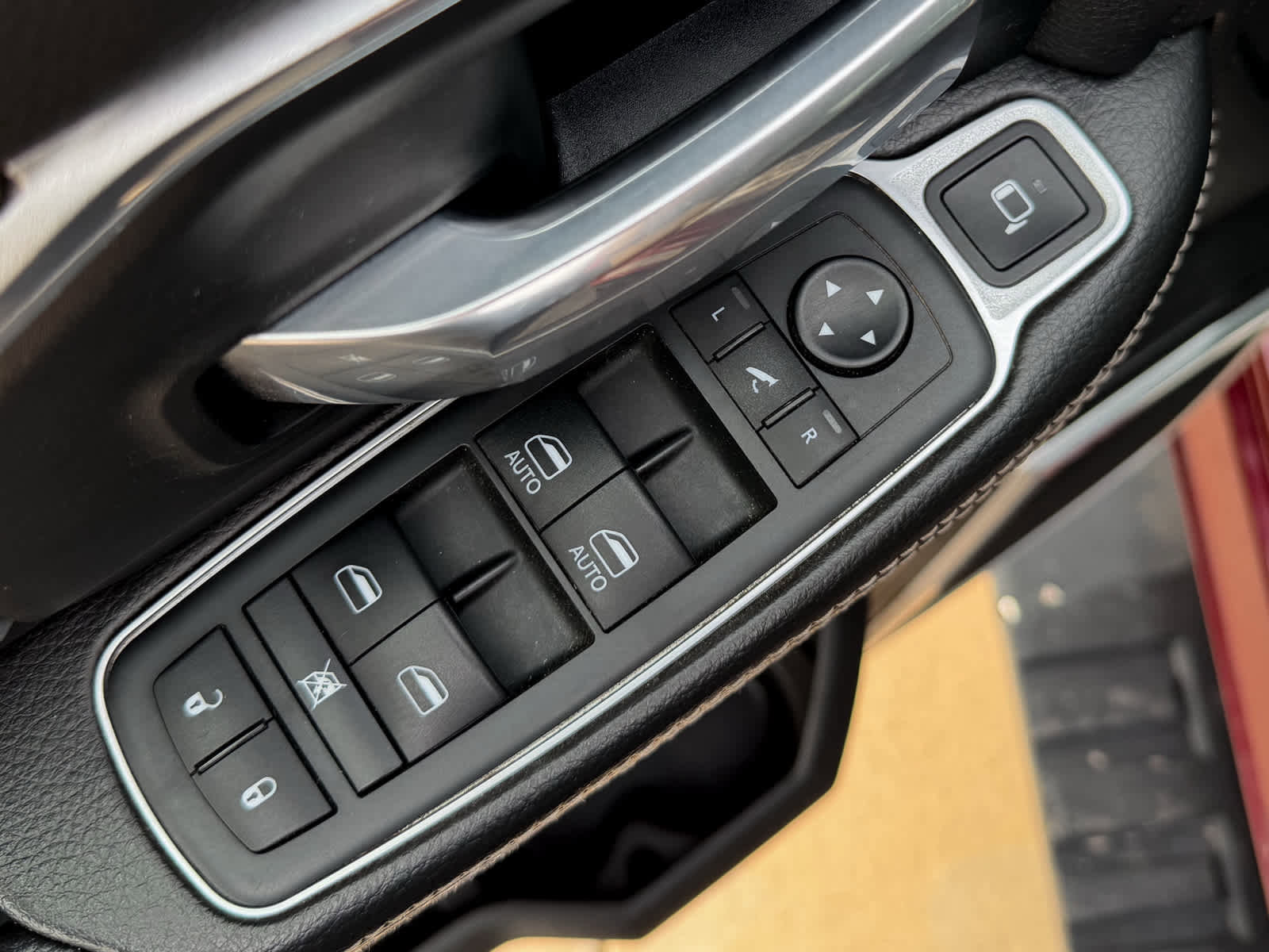 Used 2020 RAM 3500 Laramie image 27