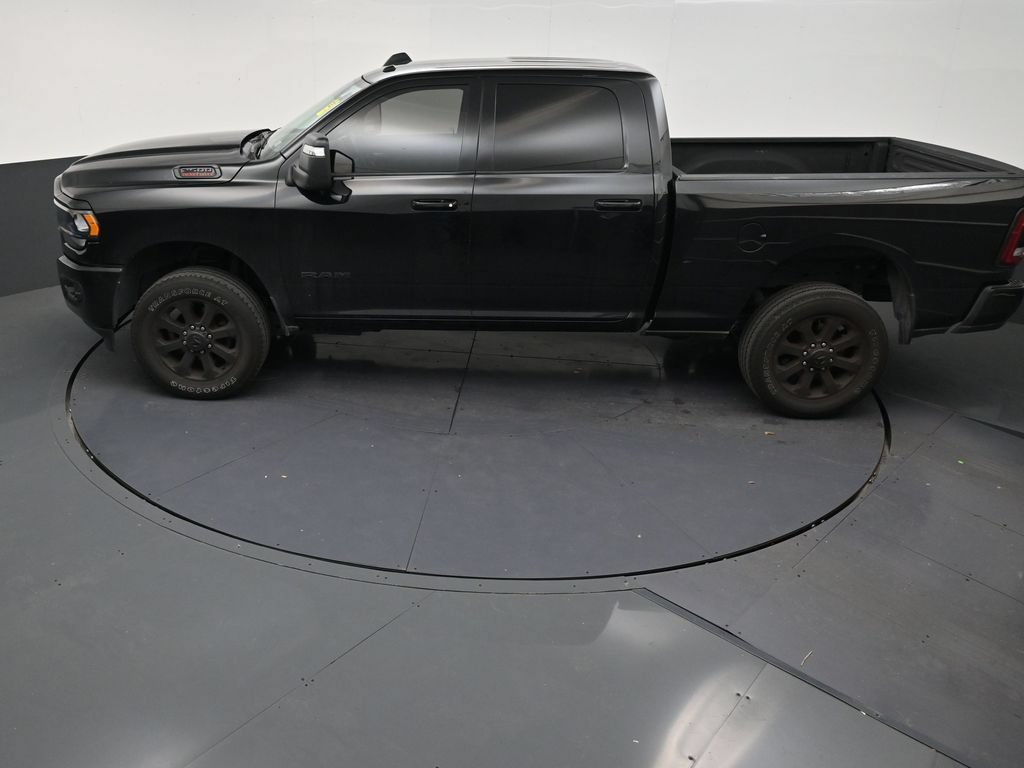 Used 2024 RAM 2500 Big Horn w/ Night Edition AWD/4WD image 12