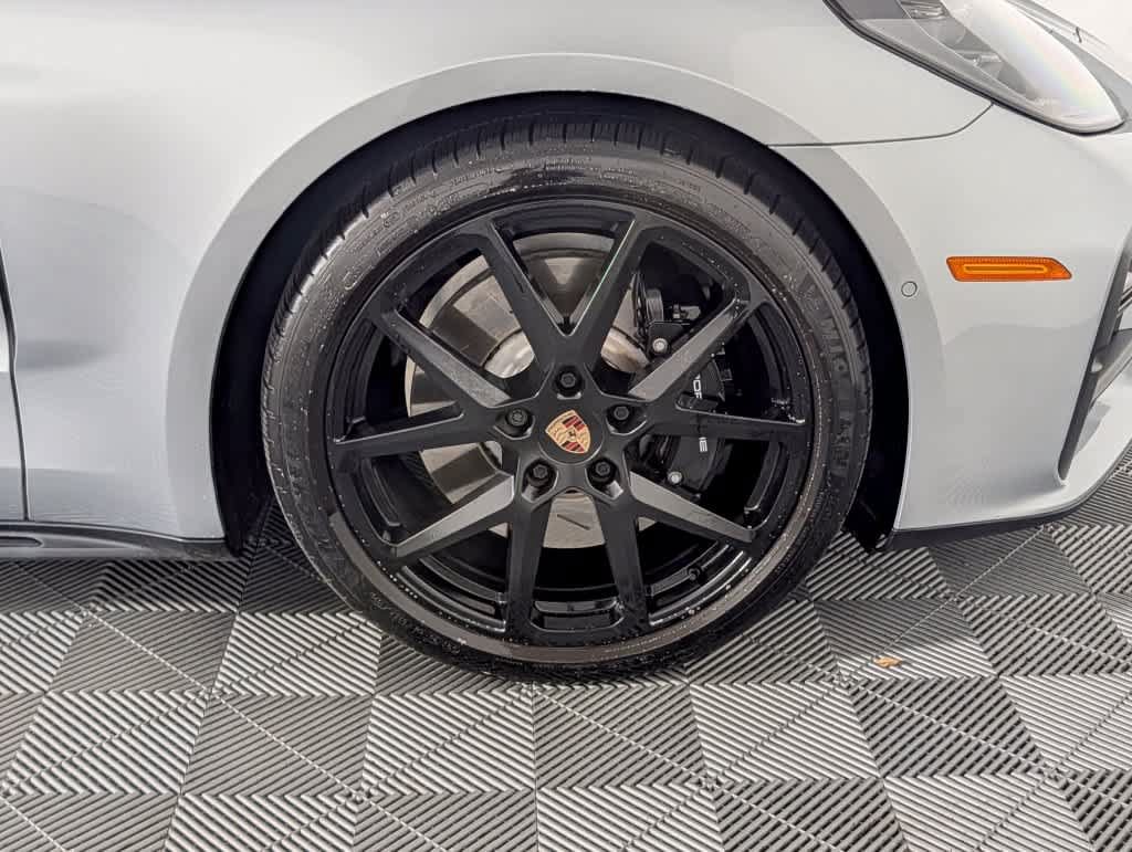 Used 2026 Porsche Panamera GTS AWD/4WD image 14