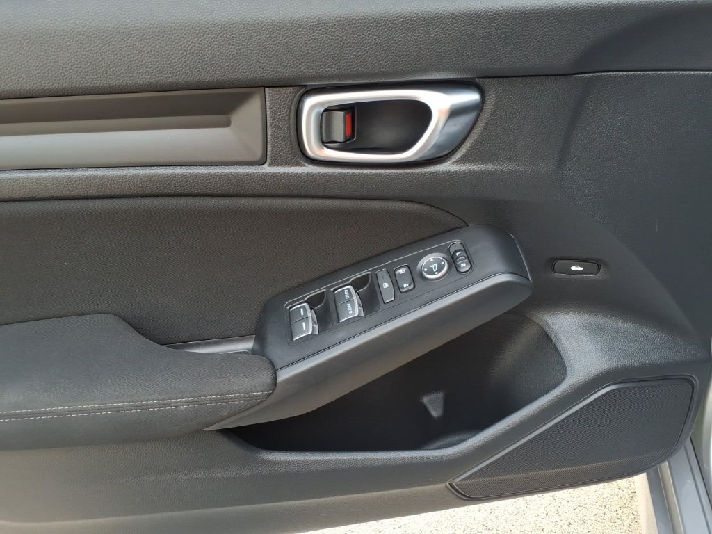 Used 2022 Honda Civic Sport image 12