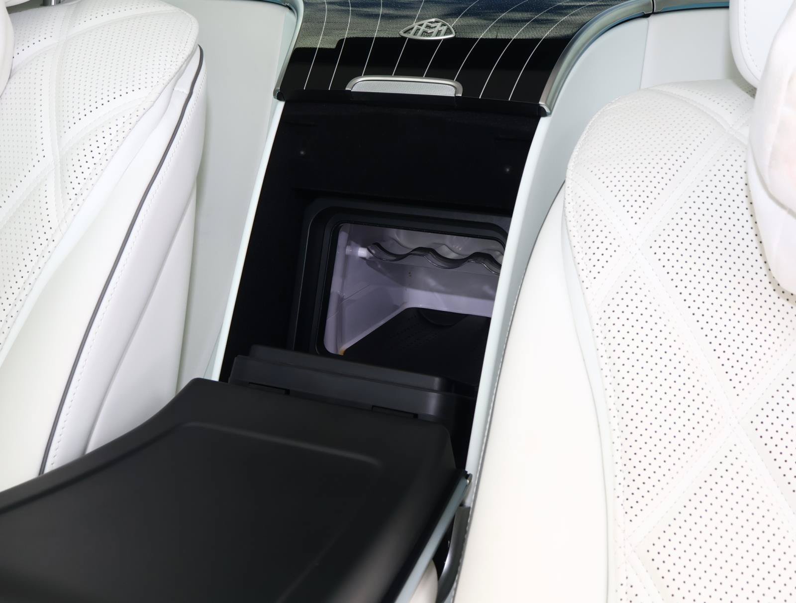 Used 2024 Mercedes-Benz Maybach S 580 4MATIC image 24