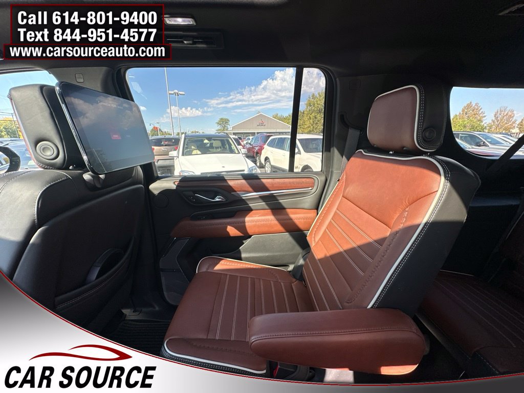 Used 2023 GMC Yukon XL Denali Ultimate AWD/4WD image 31