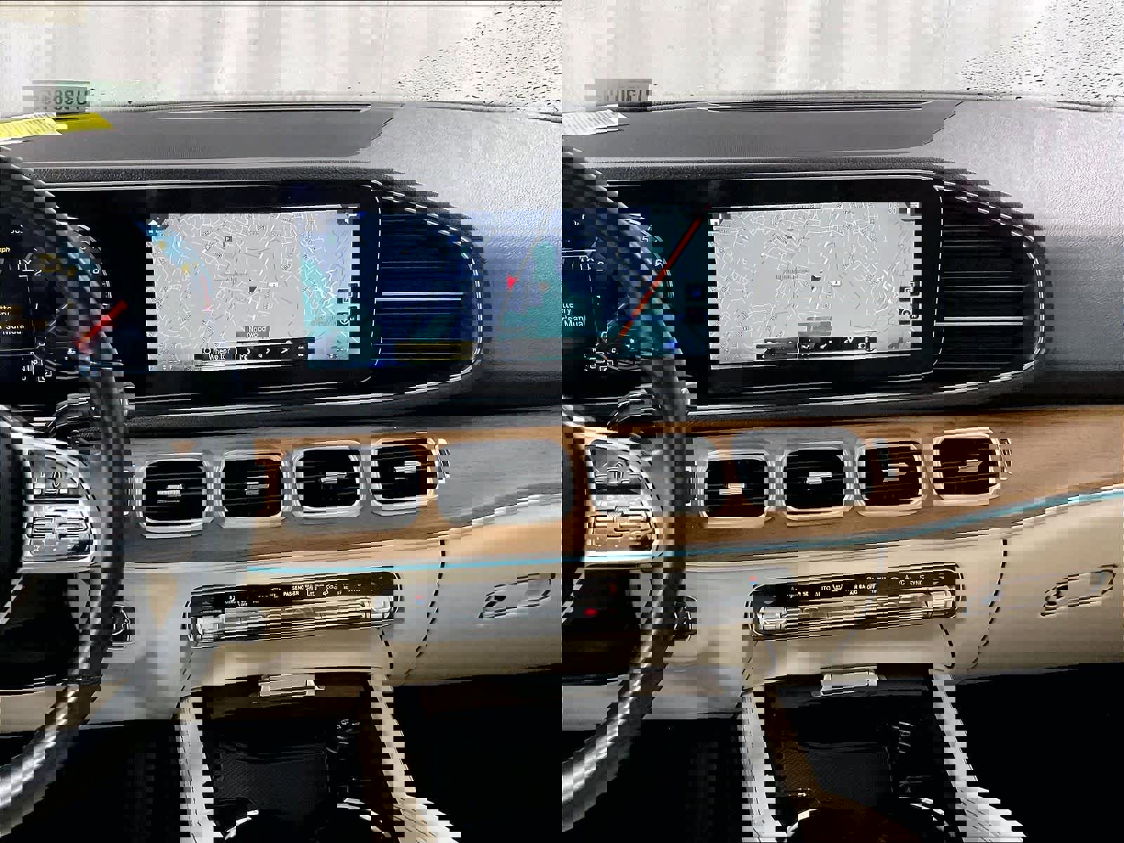 Used 2022 Mercedes-Benz GLE 350 4MATIC image 18