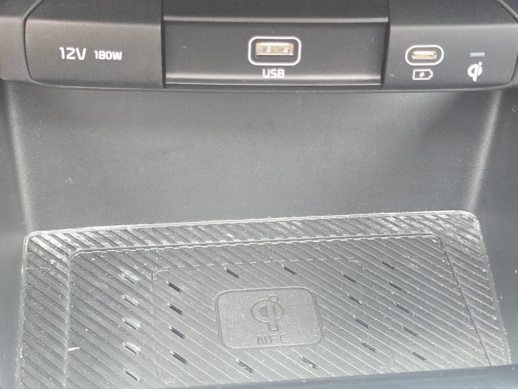 Used 2023 Kia Niro Wave w/ Wave Preserve Package FWD image 34