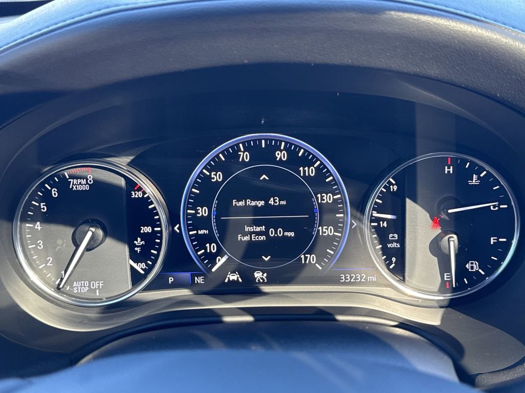 Used 2023 Buick Enclave Avenir image 28