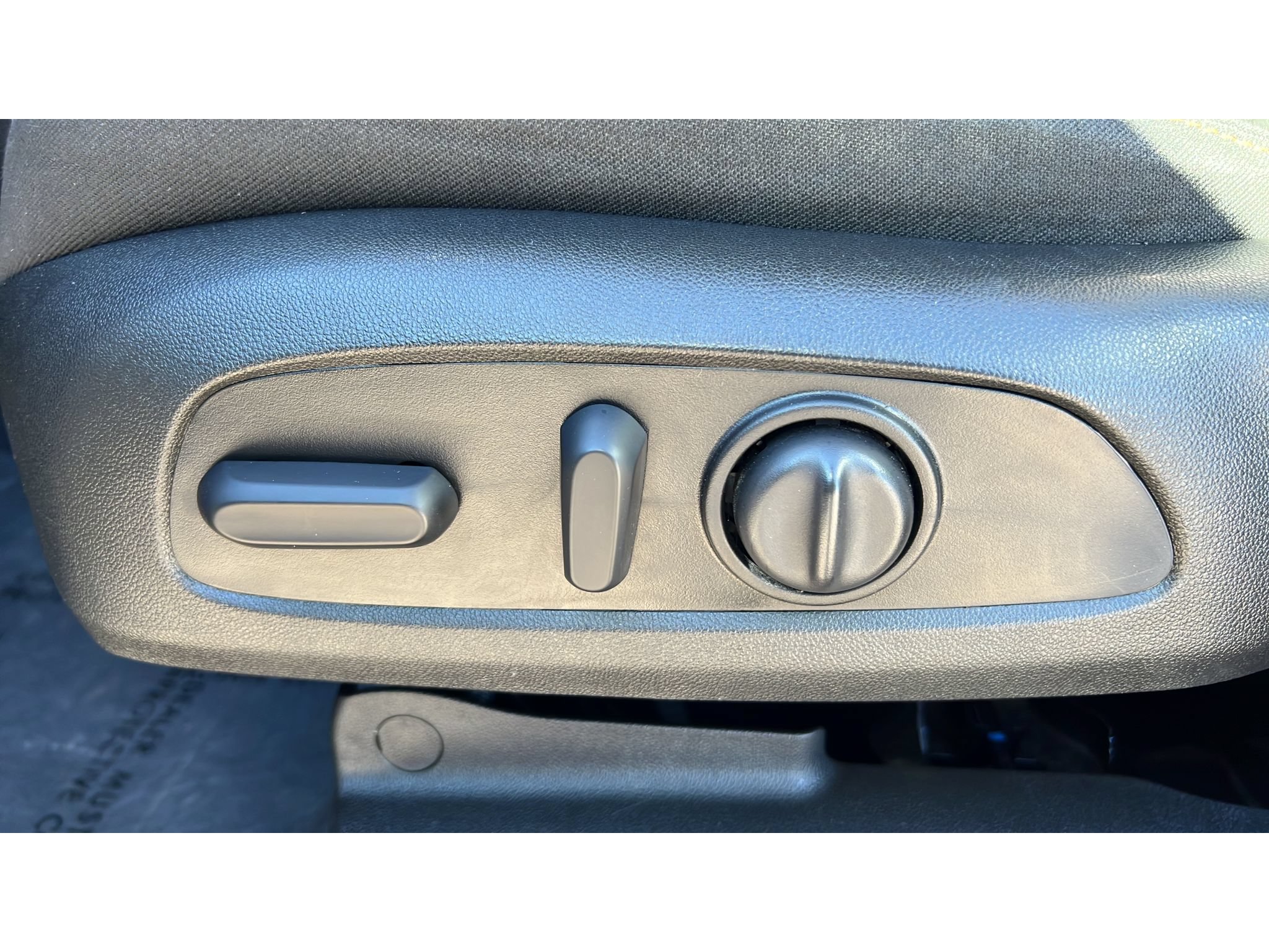 Certified 2021 Chevrolet Equinox LT AWD/4WD image 25