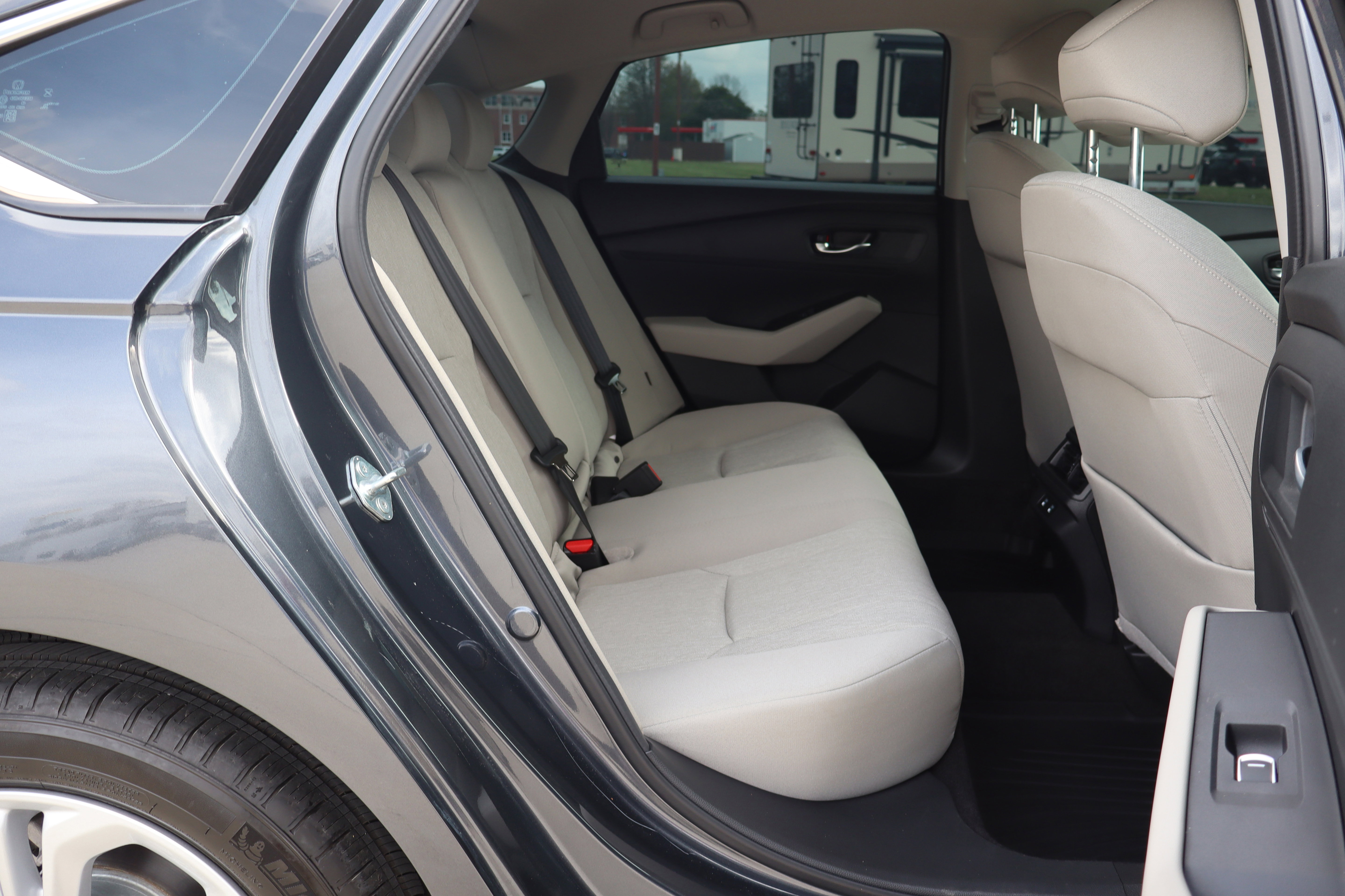 Used 2025 Honda Accord LX image 12