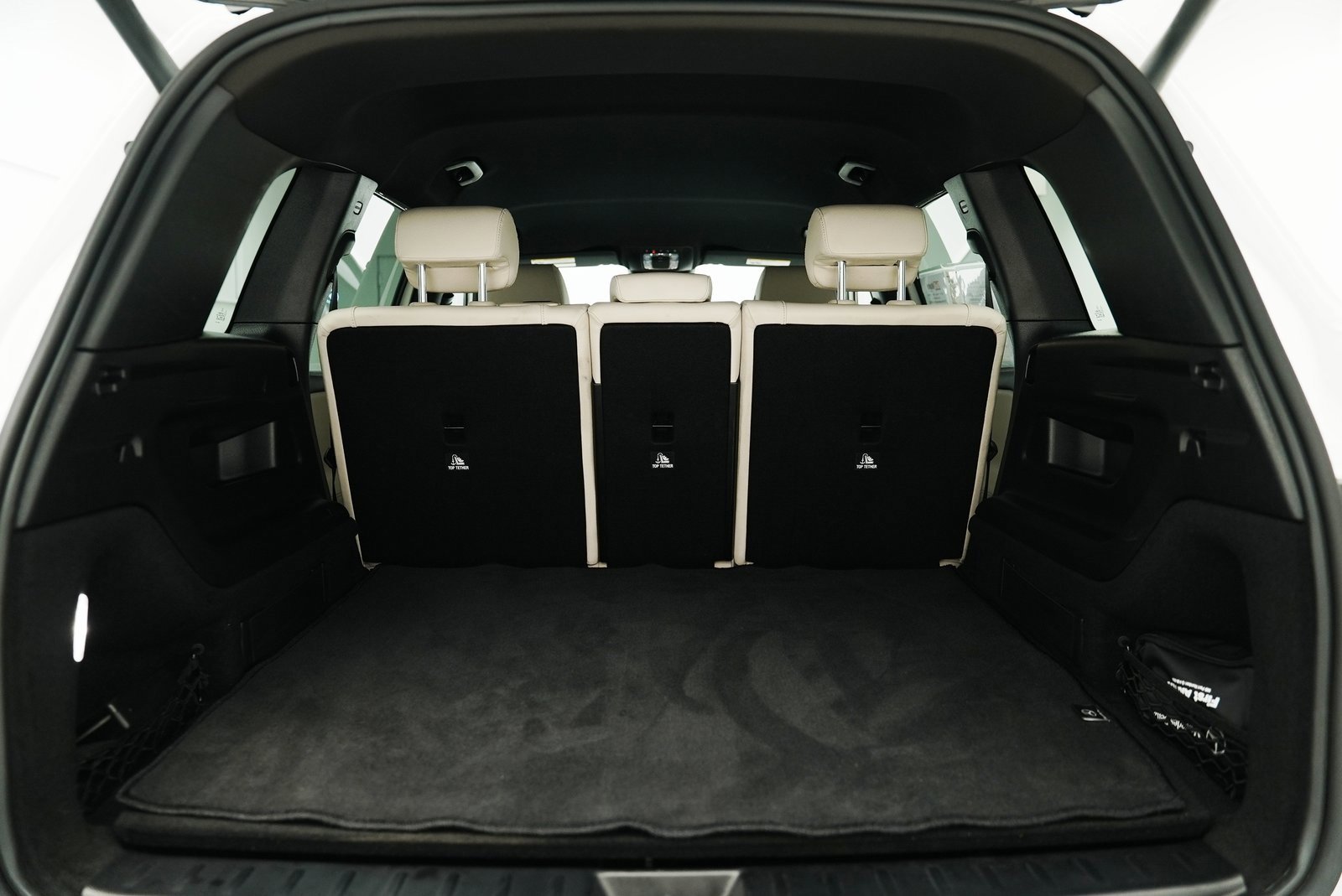 Used 2025 Mercedes-Benz GLB 250 4MATIC image 37