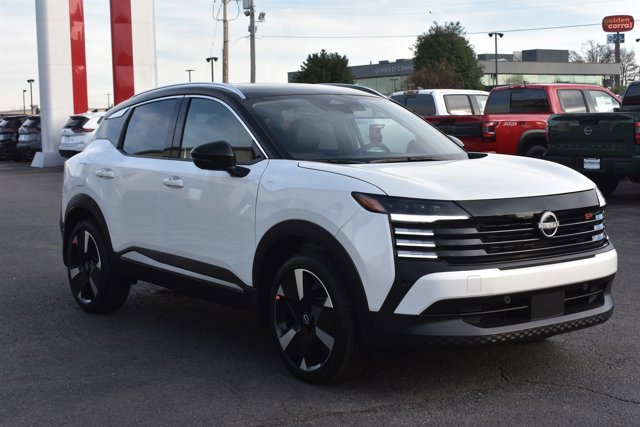 New 2026 Nissan Kicks SR w/ SR Premium Package image 3