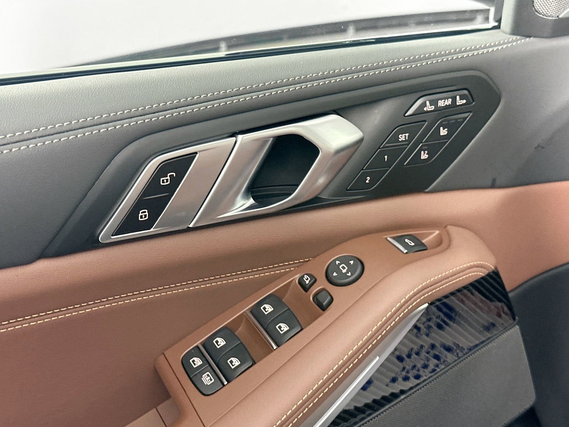 New 2026 BMW X7 M60i image 17