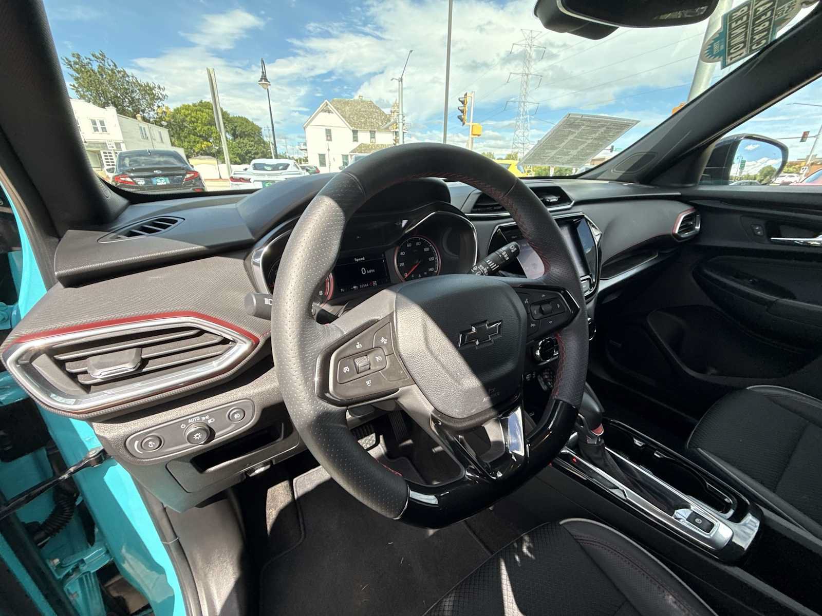 Used 2021 Chevrolet TrailBlazer RS w/ Sun and Liftgate Package AWD/4WD image 10