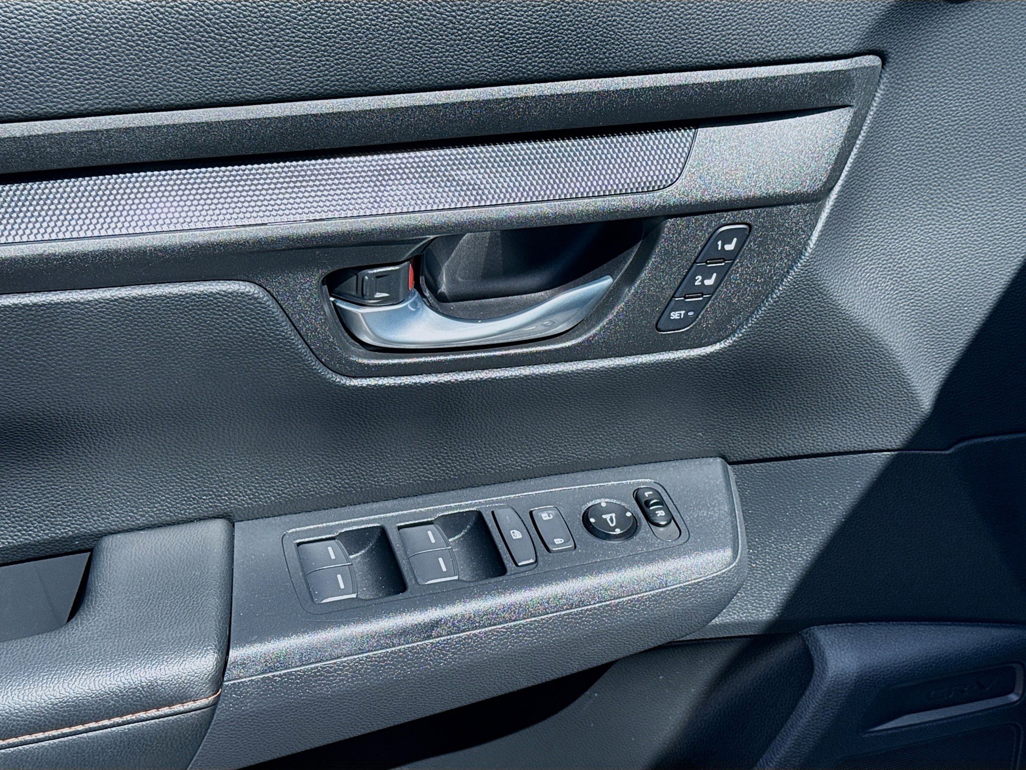 Certified 2025 Honda CR-V Sport-L image 16