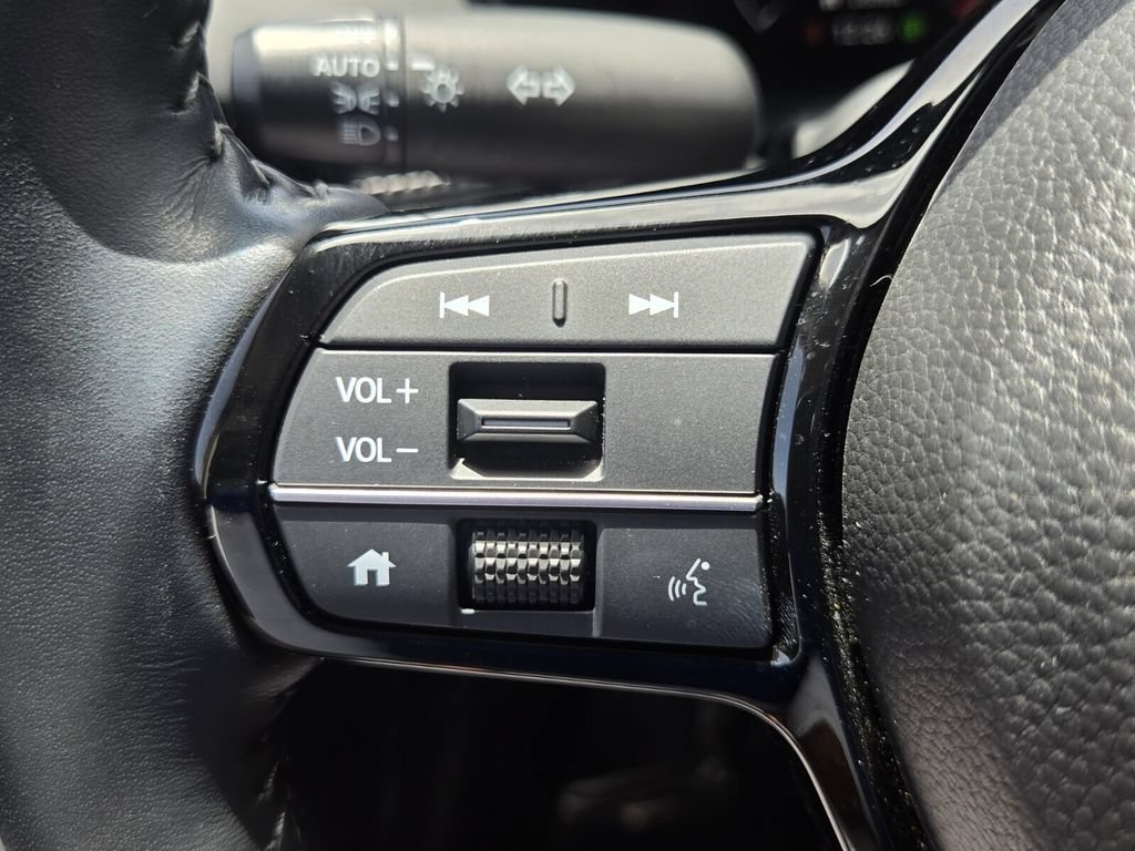 Certified 2025 Honda HR-V EX-L image 22