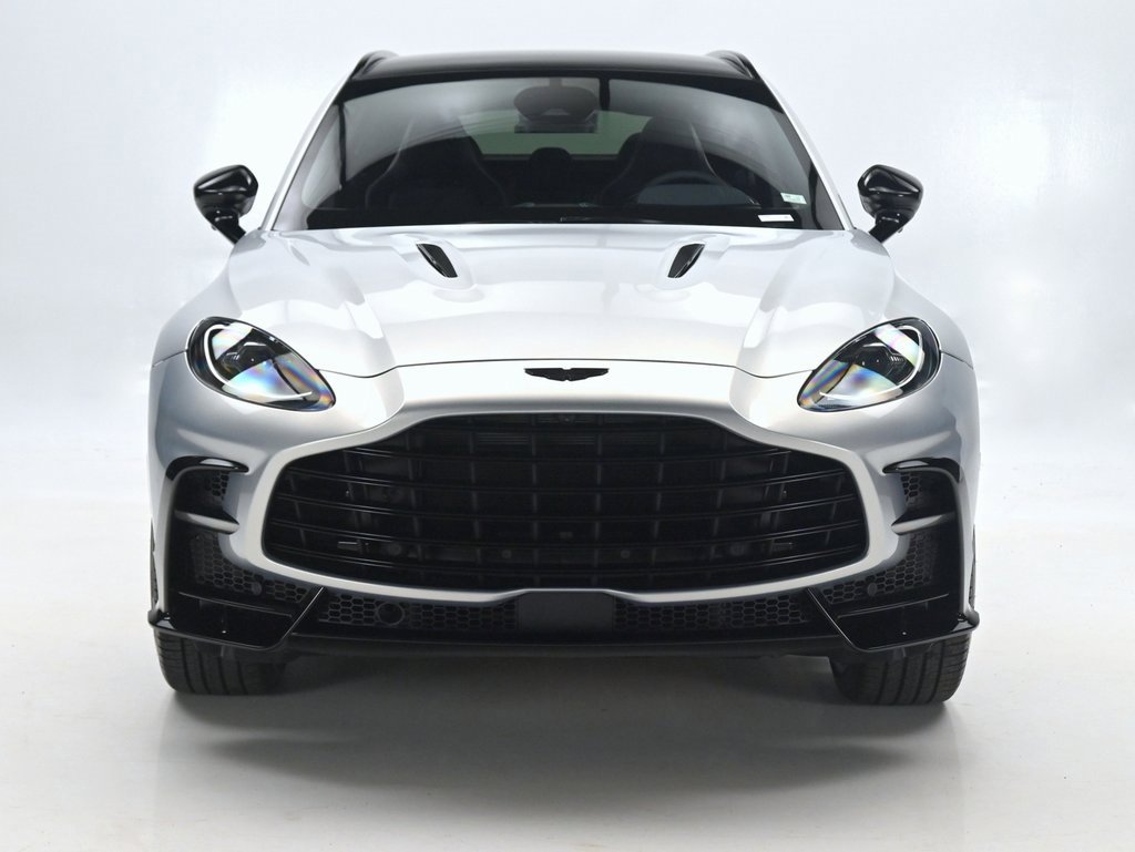Used 2026 Aston Martin DBX S image 2