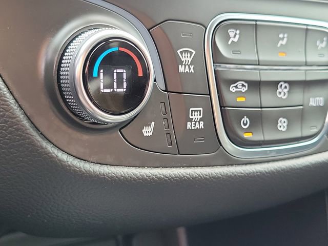 Used 2023 Chevrolet Equinox LT image 10