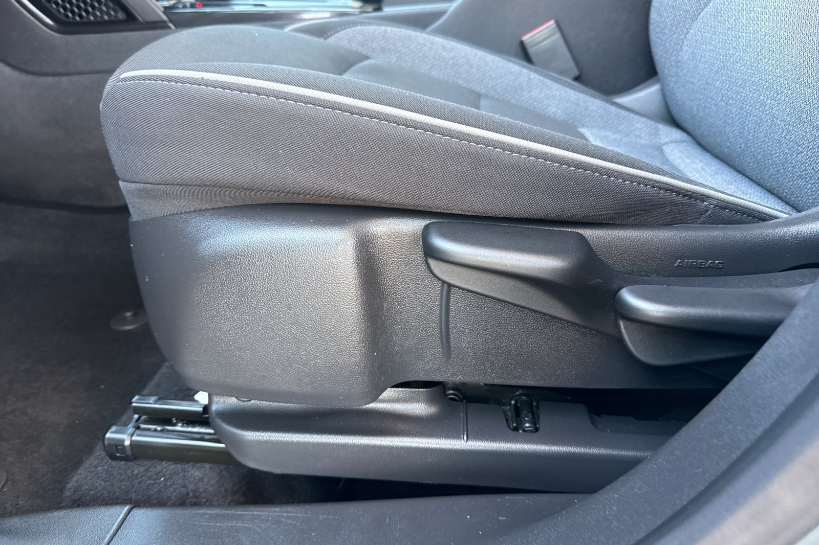 Used 2025 Chevrolet TrailBlazer LT FWD image 19