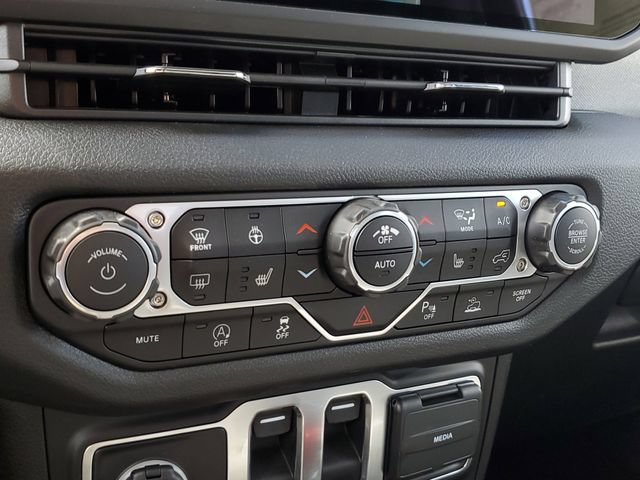 New 2026 Jeep Wrangler Sport AWD/4WD image 20